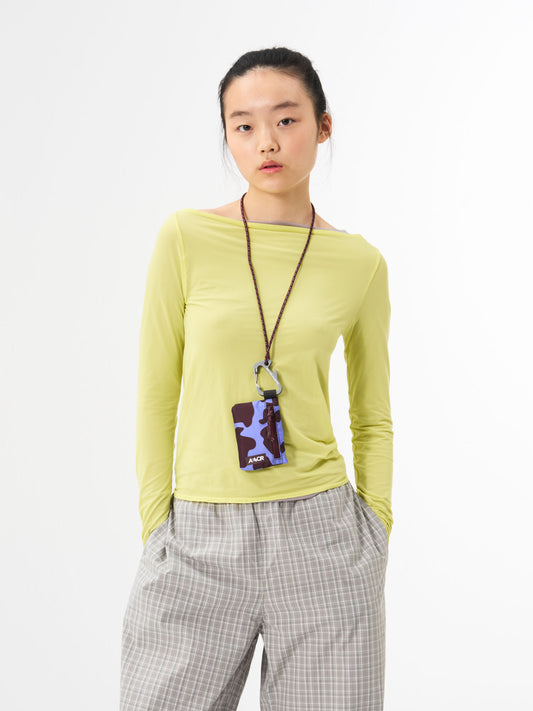 AEVOR-Explore-Wallet-Ripstop-Chocolate-Chip-model-front