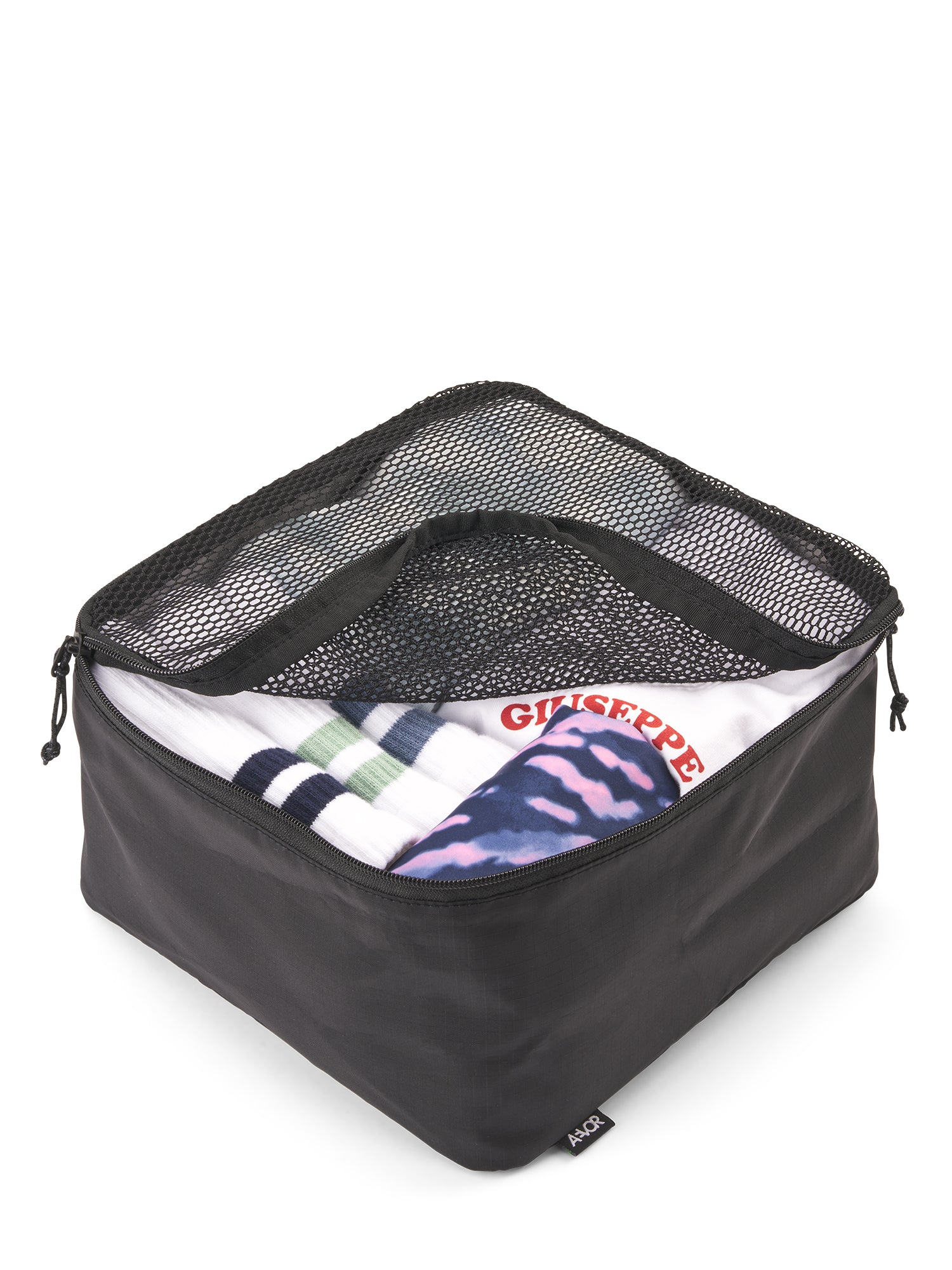 AEVOR-Packing-Cube-Medium-openshot-details