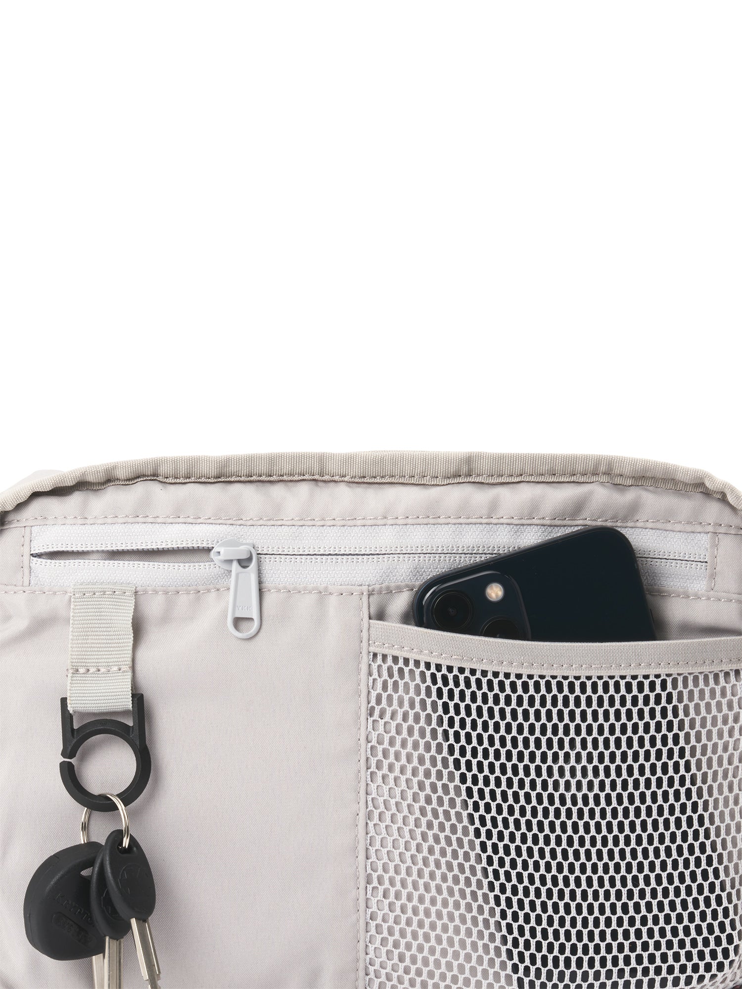 AEVOR-Sacoche-Bag-Proof-Pink-Flash-details