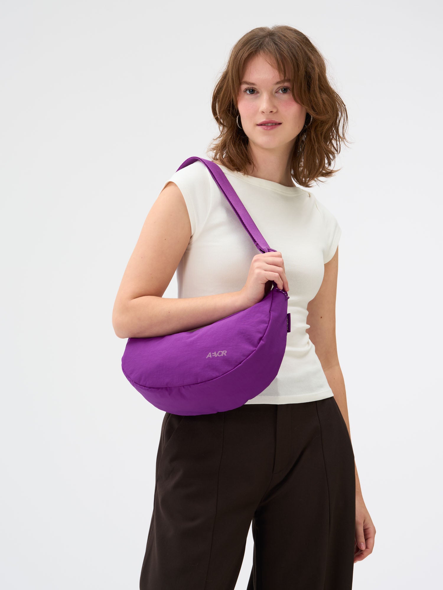 Sling Bag Small - Electric Fuchsia