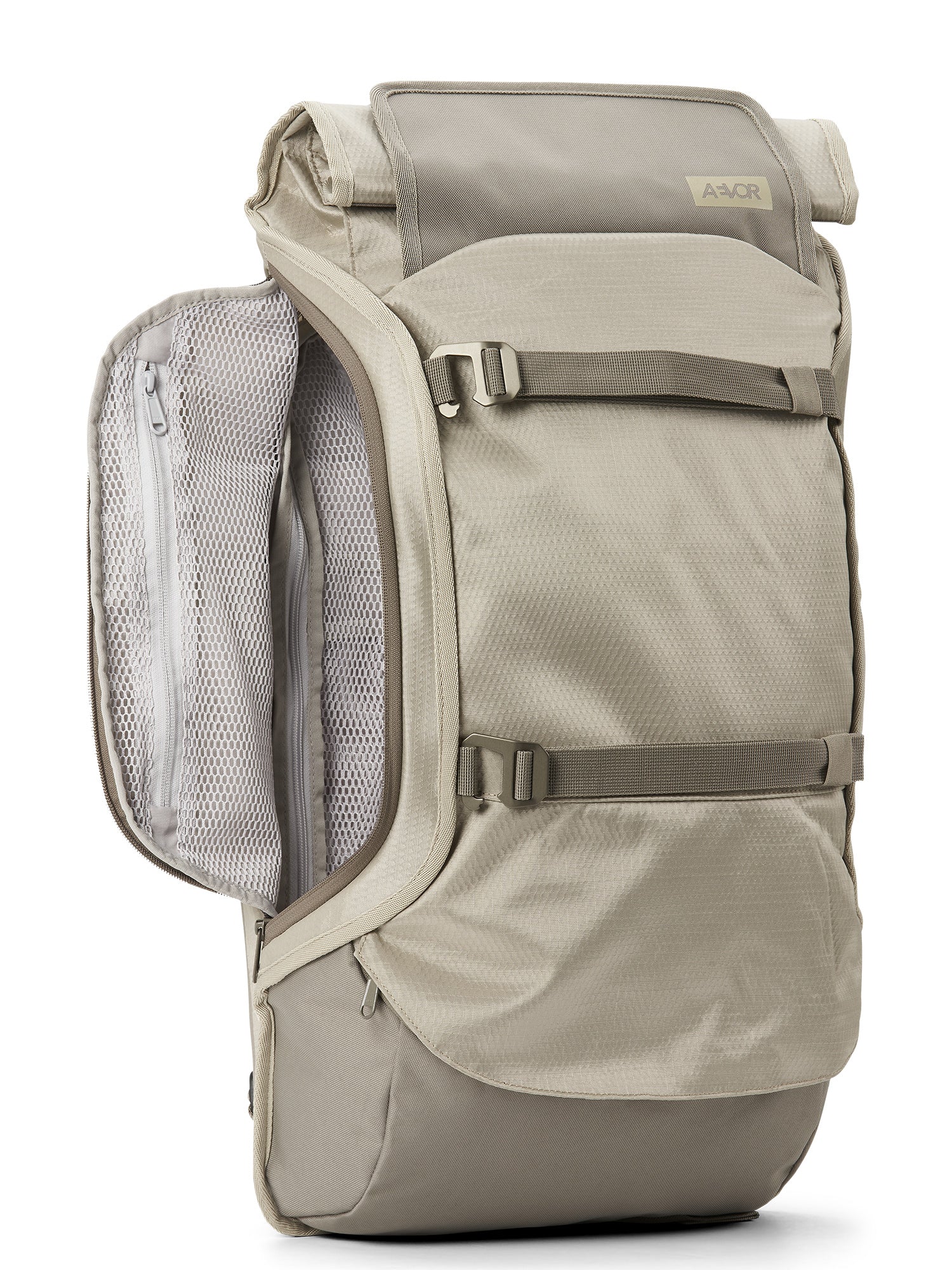 AEVOR-Travel-Pack-Proof-Venus-front-detail