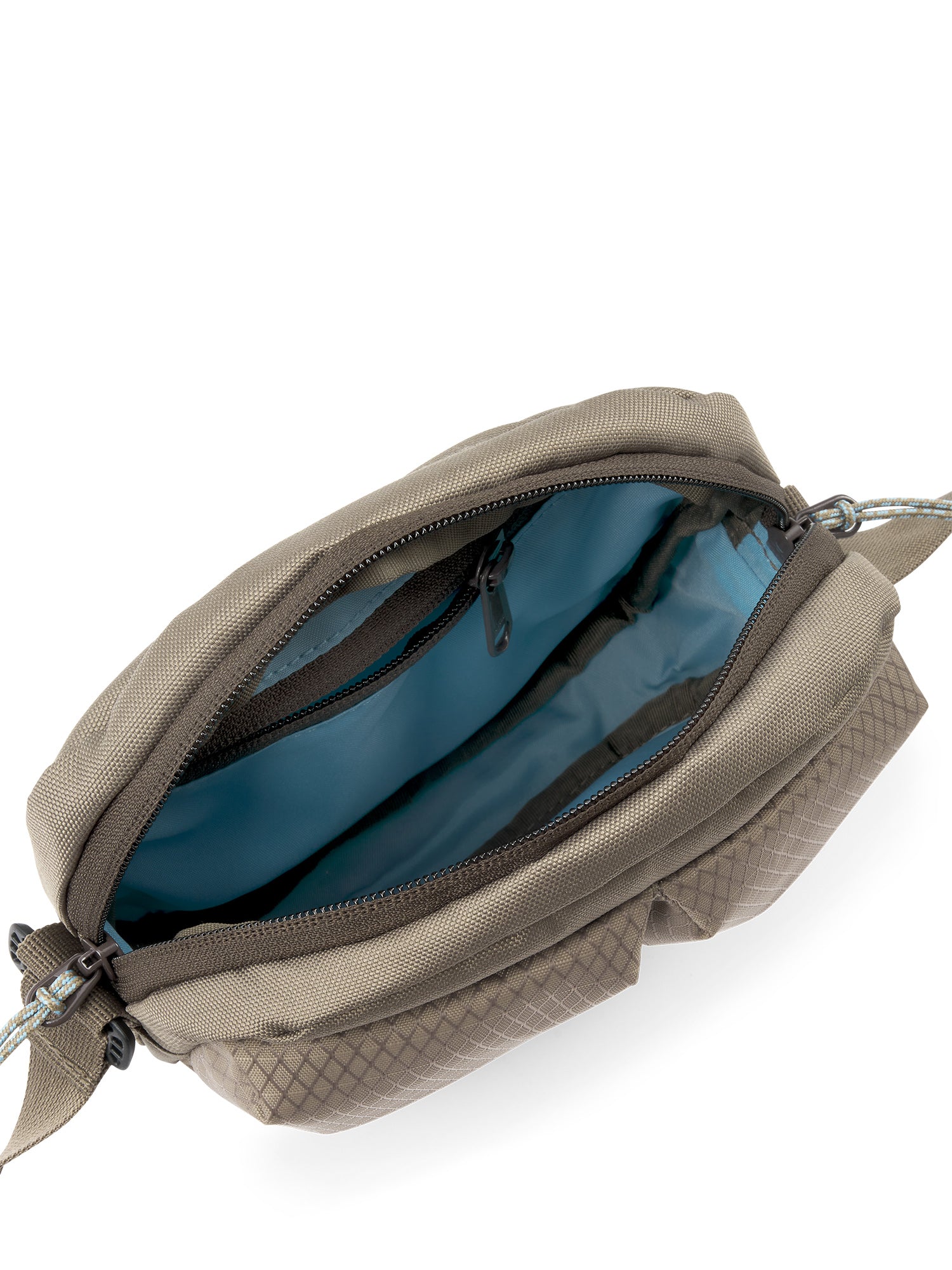 AEVOR-UT-Pouch-Utility-Coffee-Brown-openshot