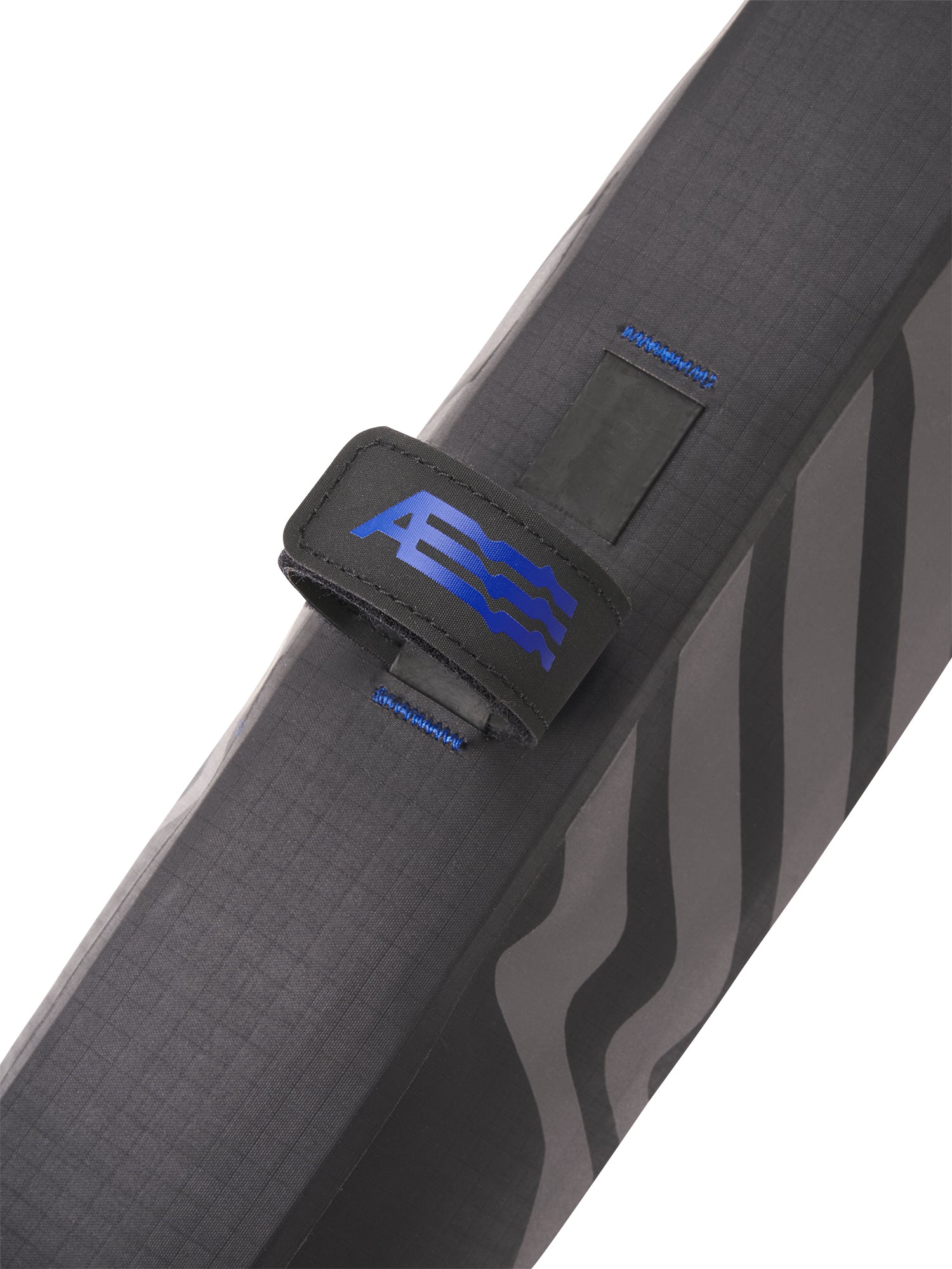 AEVOR-Frame-Pack-Large-Road-Proof-Black-closeup-details