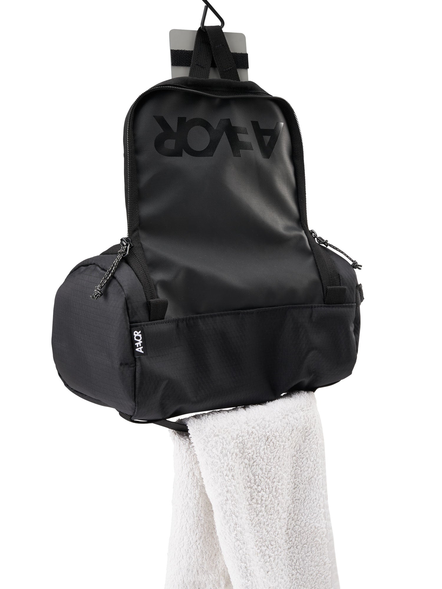 AEVOR-Wash-Pack-Proof-Black-back-details