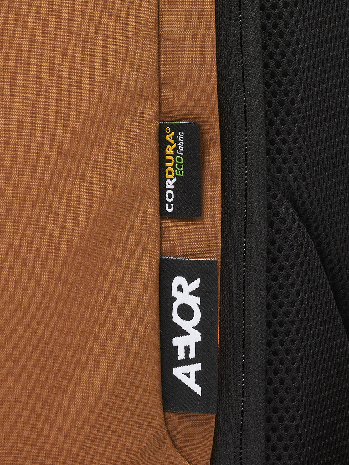 AEVOR-backpack-Trip-Pack-Diamond-Desert-detail