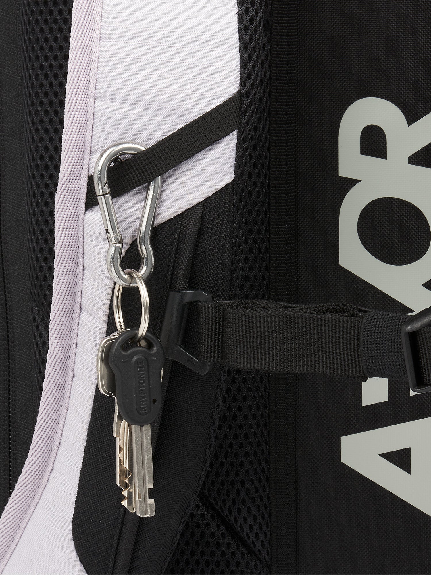 AEVOR-backpack-Daypack-Proof-Haze-detail
