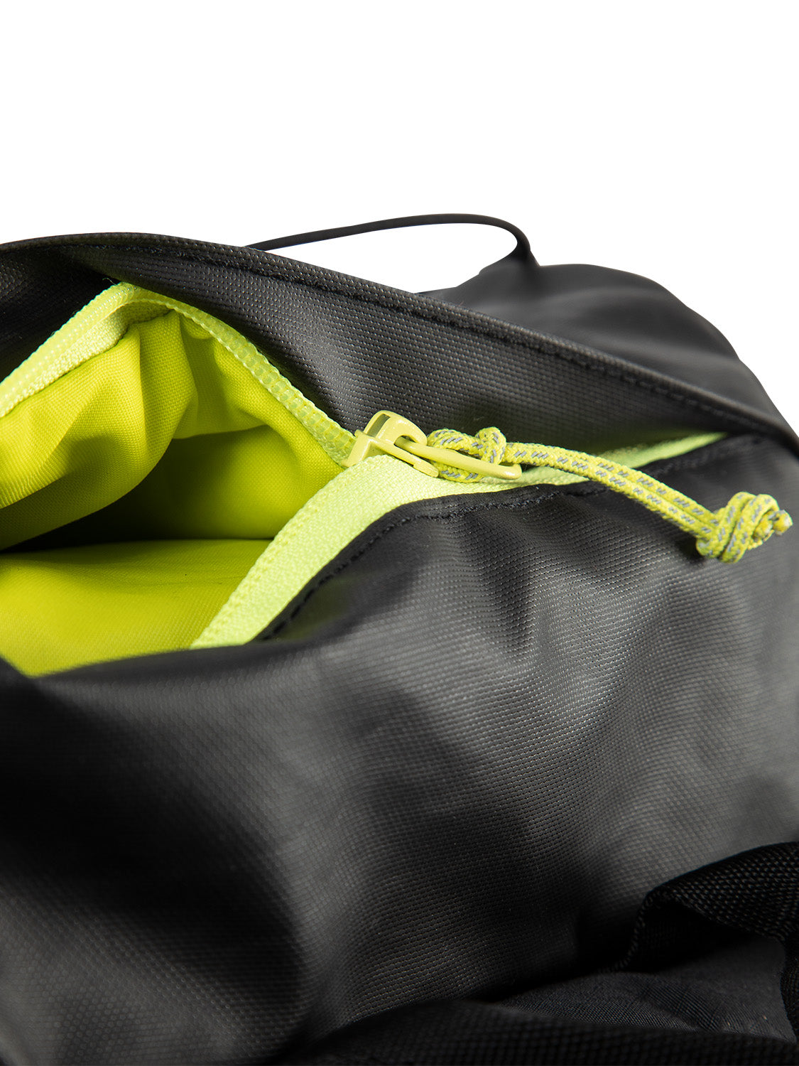 AEVOR-backpack-Explore-Pack-Proof-Black-detail