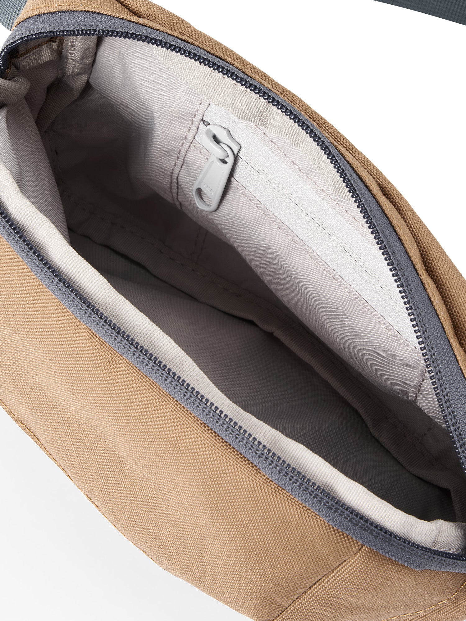 AEVOR-Hip-Bag-Ease-California-Hike-details