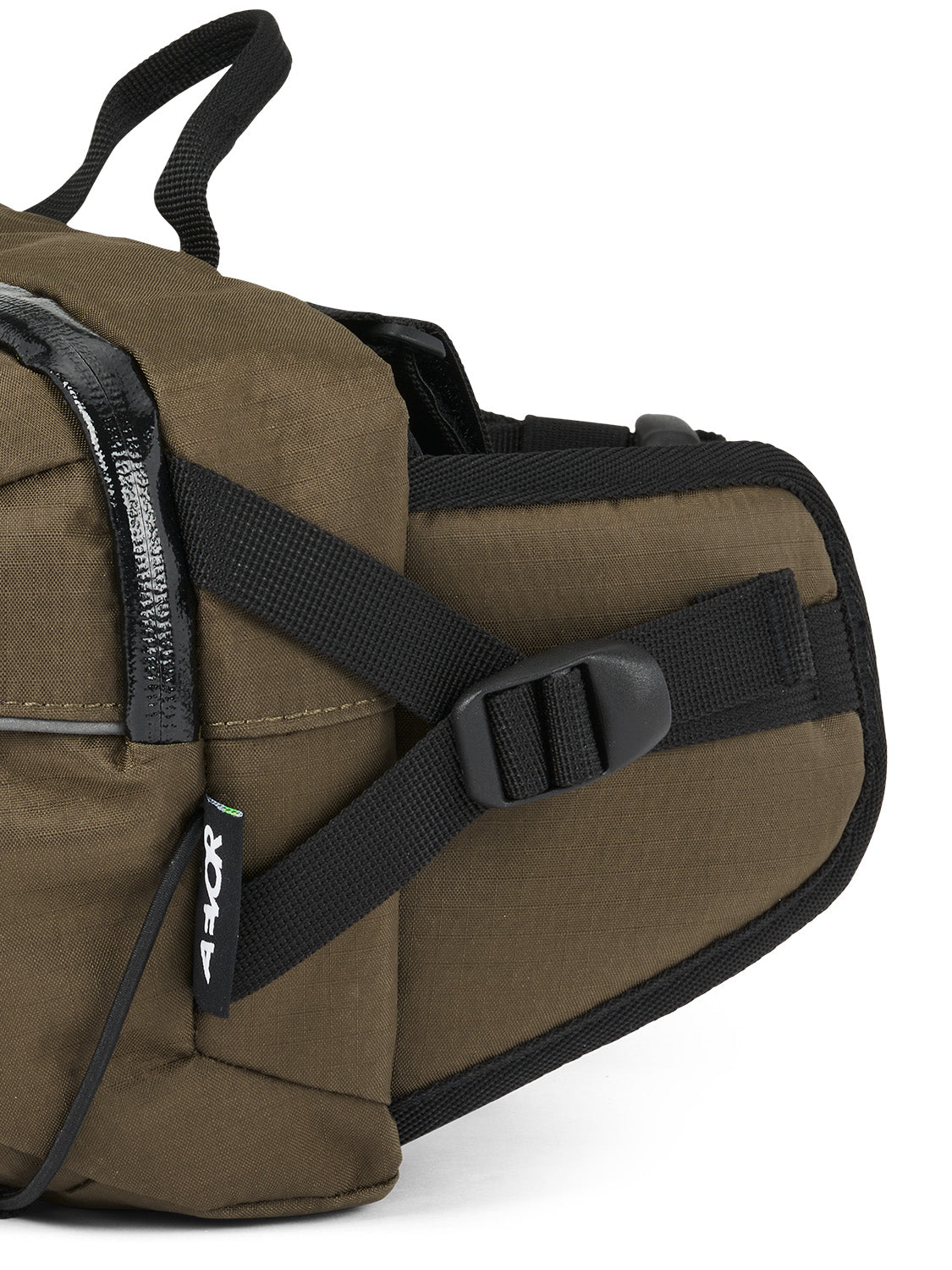 AEVOR-Bar-Bag-Proof-Olive-Gold-detail