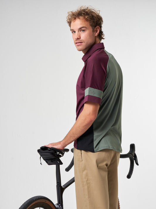 AEVOR-Bike-Saddle-Bag-Proof-Black-model-details