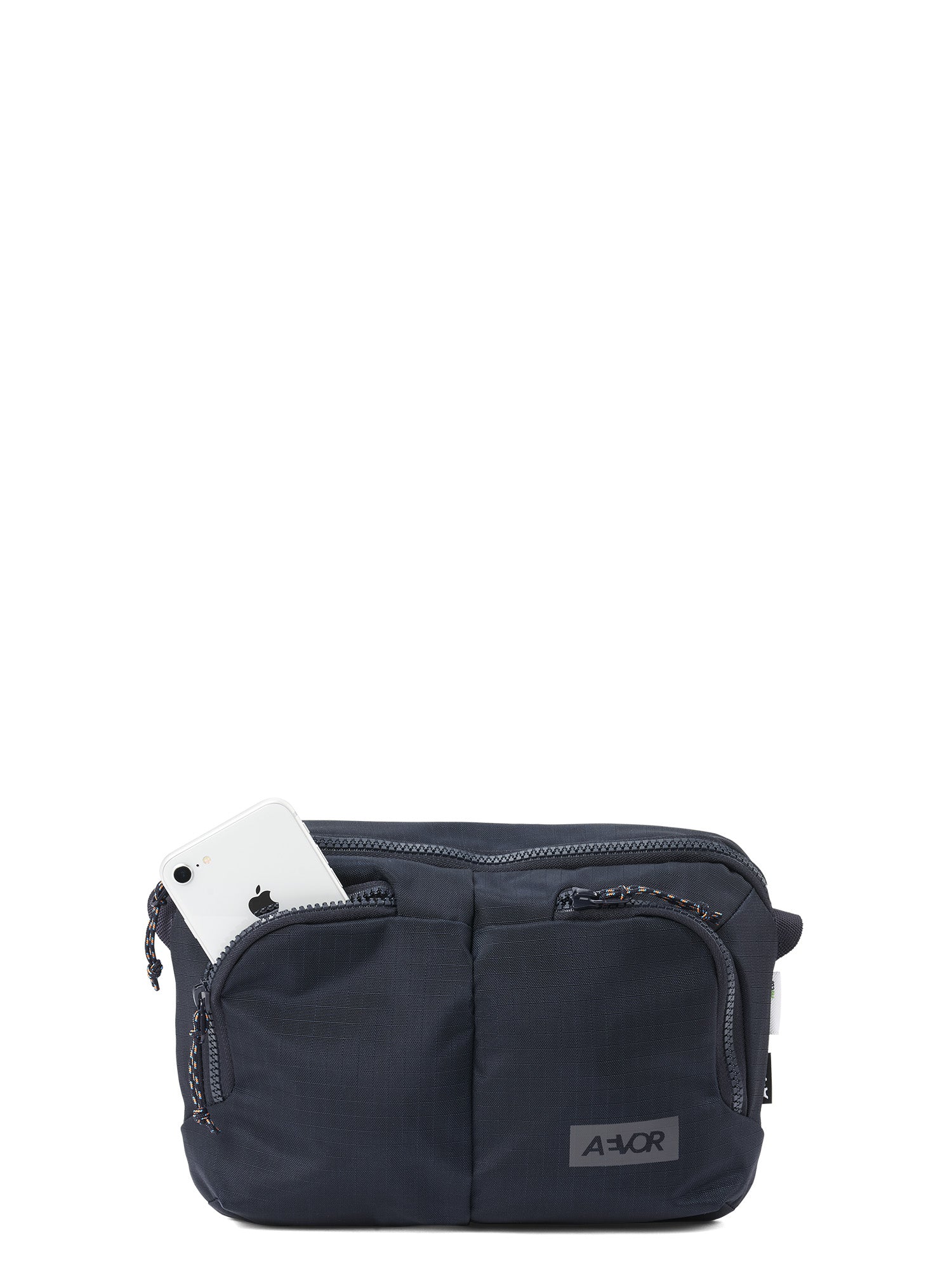 AEVOR-Sacoche-Bag-Diamond-Marine-front-details