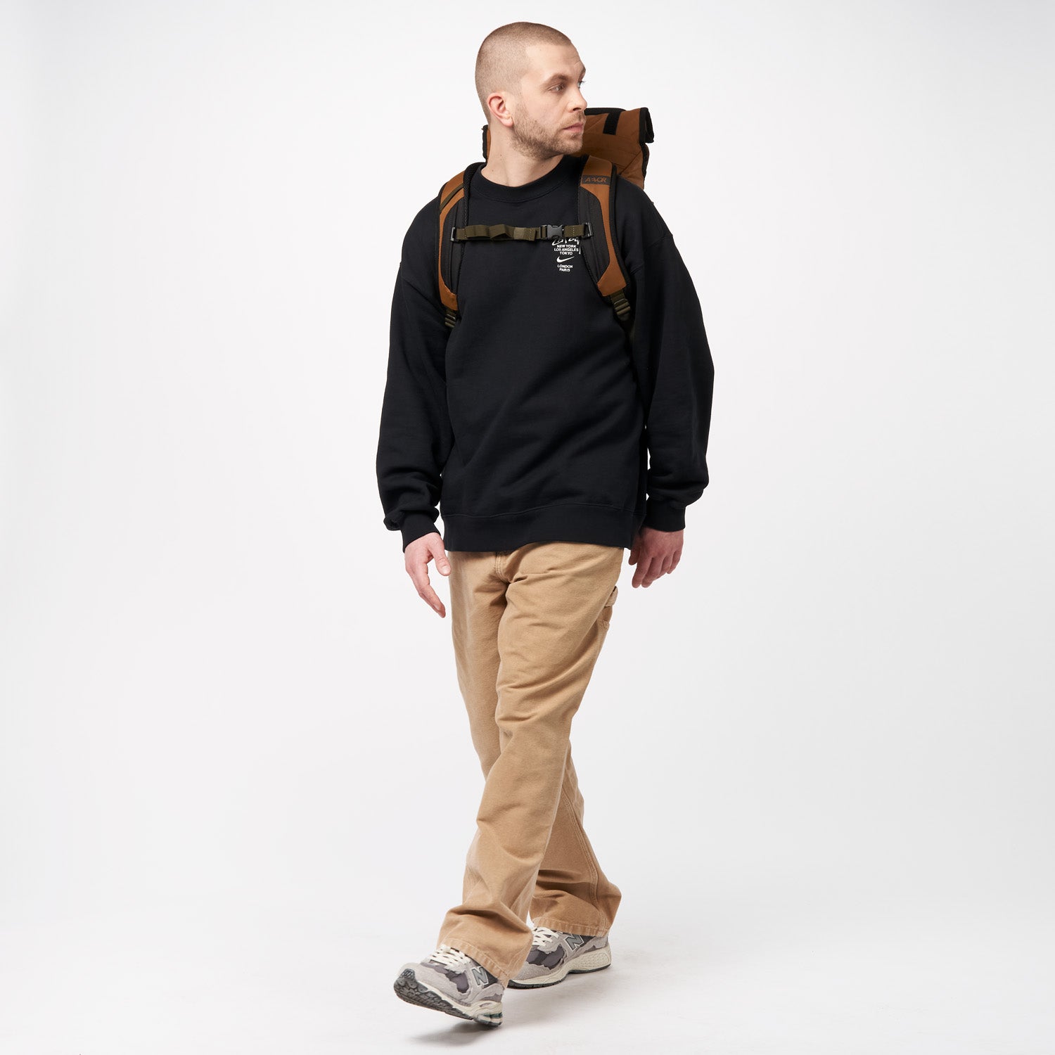 AEVOR-backpack-Trip-Pack-Diamond-Desert-model-back
