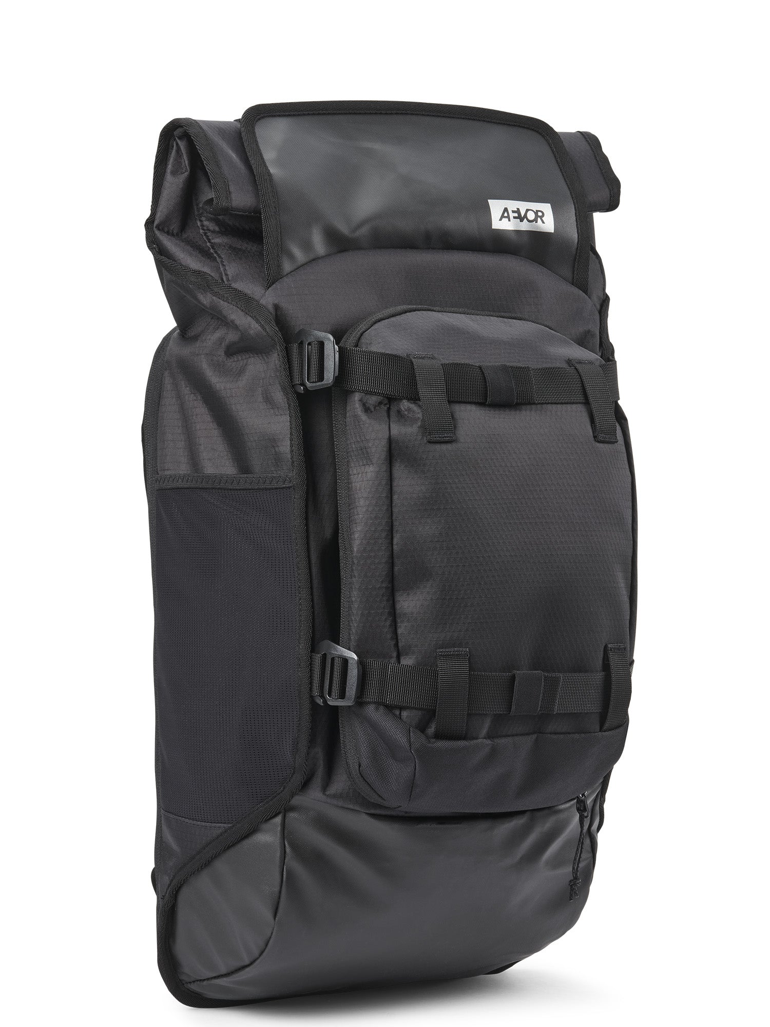 AEVOR-Volume-Pack-Proof-Black-front-detail
