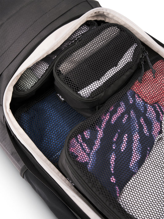 AEVOR-Packing-Cube-Micro-openshot-details