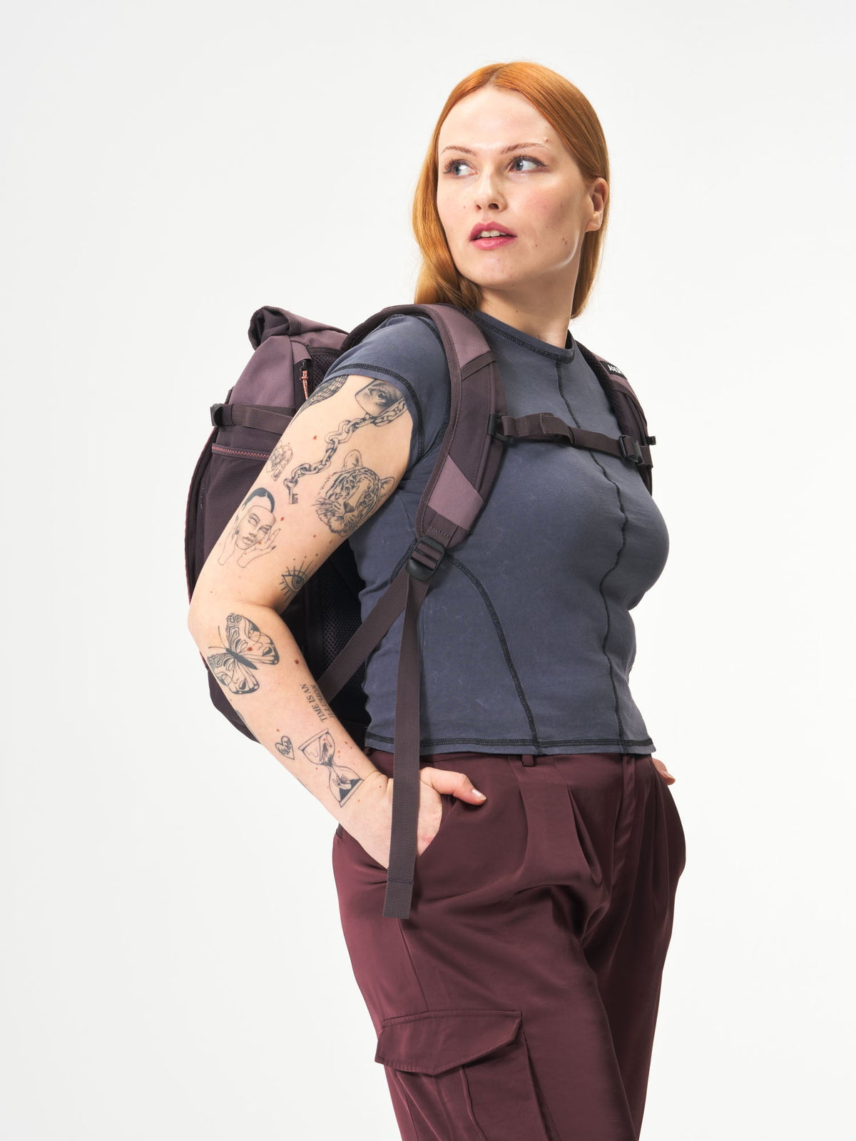 AEVOR-Roll-Pack-Proof-Bleach-Dye-model-female-side