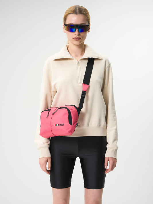 AEVOR-Sacoche-Bag-Proof-Pink-Flash-model-front