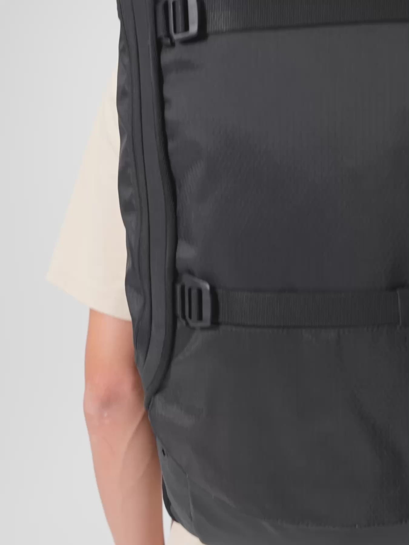 AEVOR-Travel-Pack-Proof-Black-model-video
