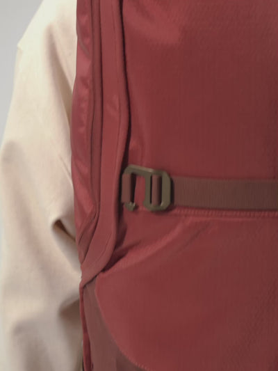 AEVOR-Travel-Pack-Proof-Mars--model-video