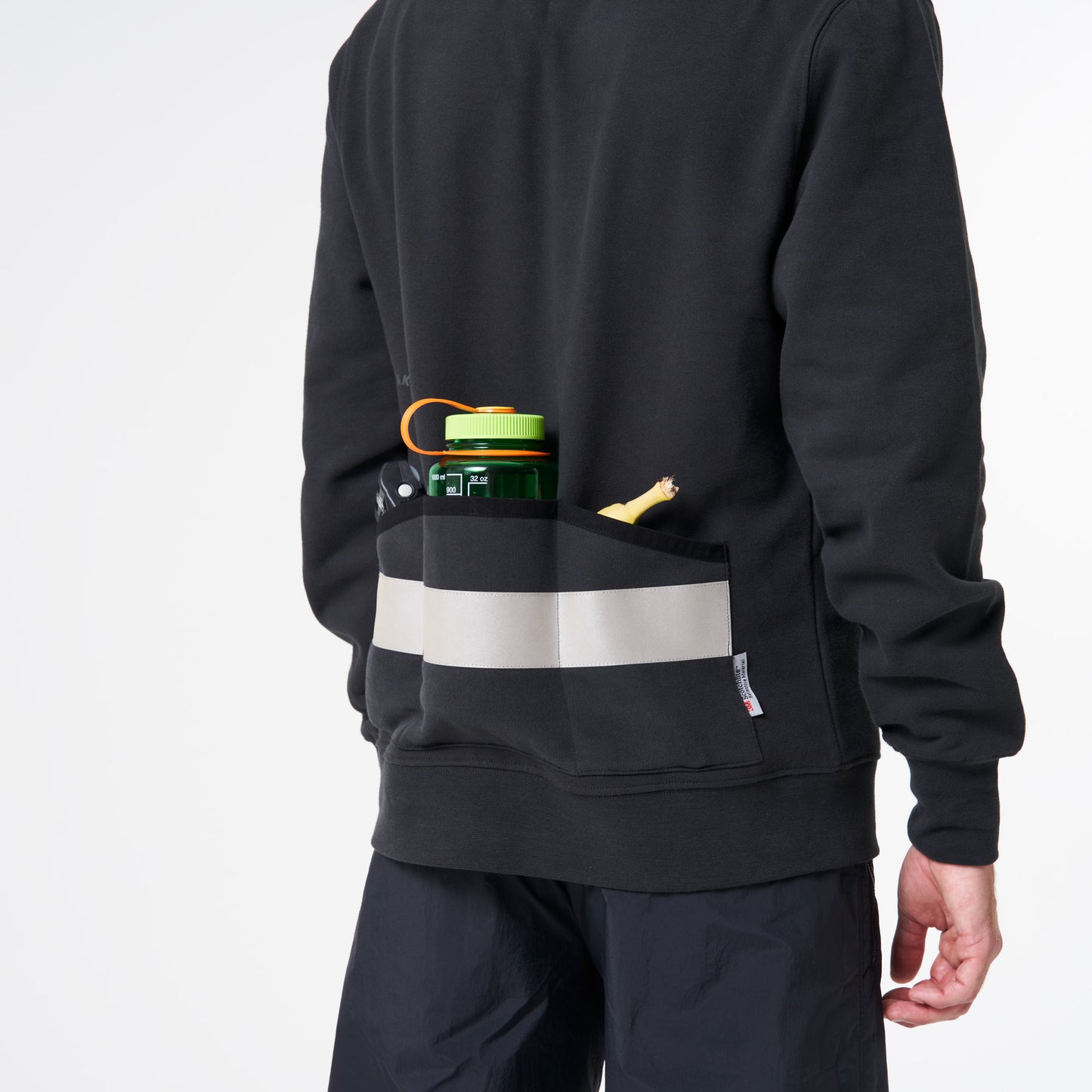 AEVOR-Utility-Hood-Bike-Black-model-back-detail