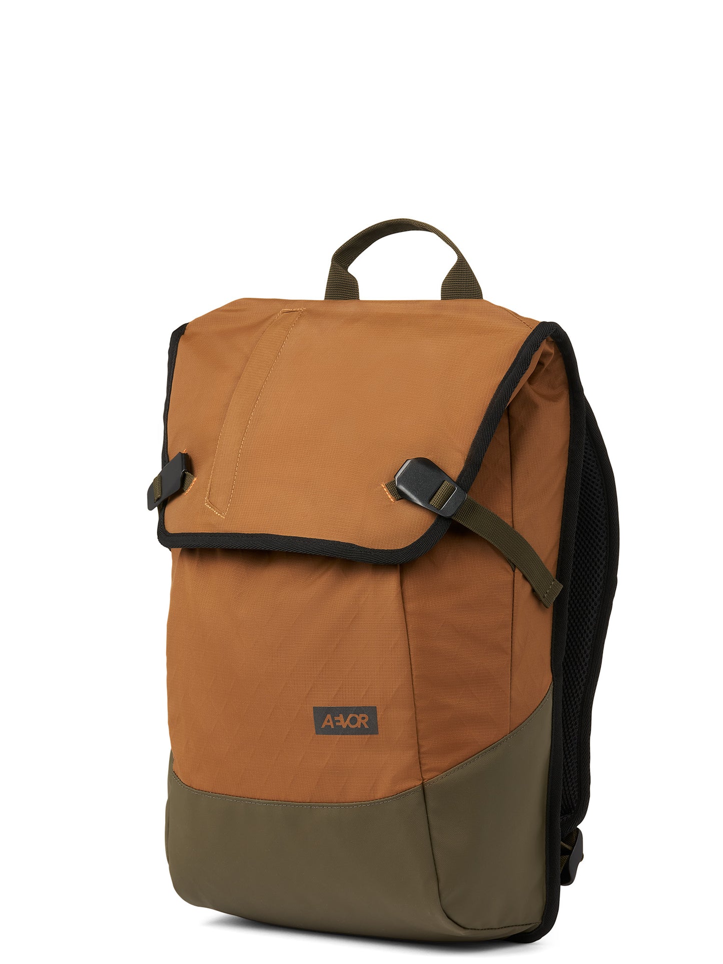 AEVOR-backpack-Daypack-Diamond-Desert-front