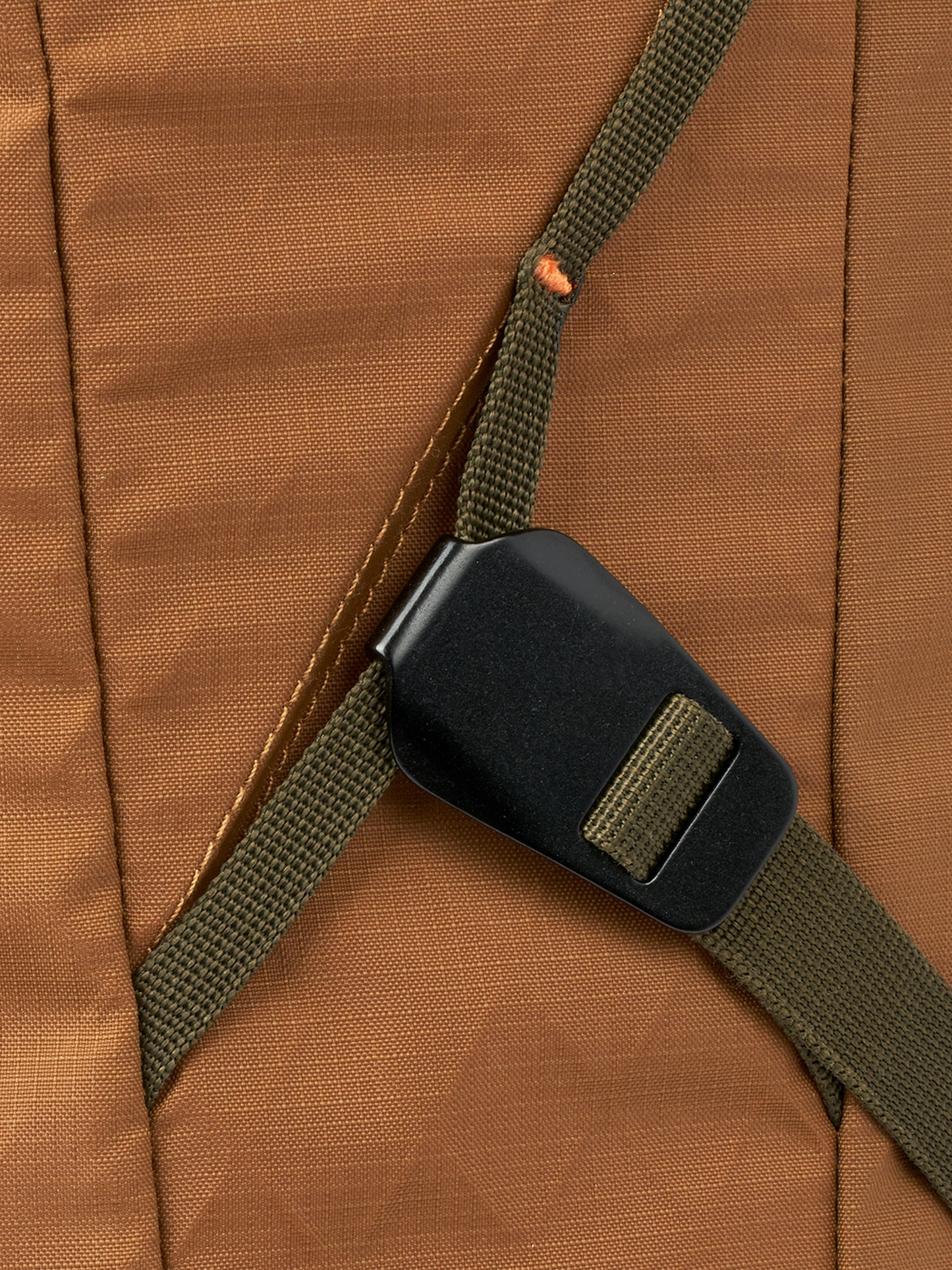 AEVOR-backpack-Daypack-Diamond-Desert-detail