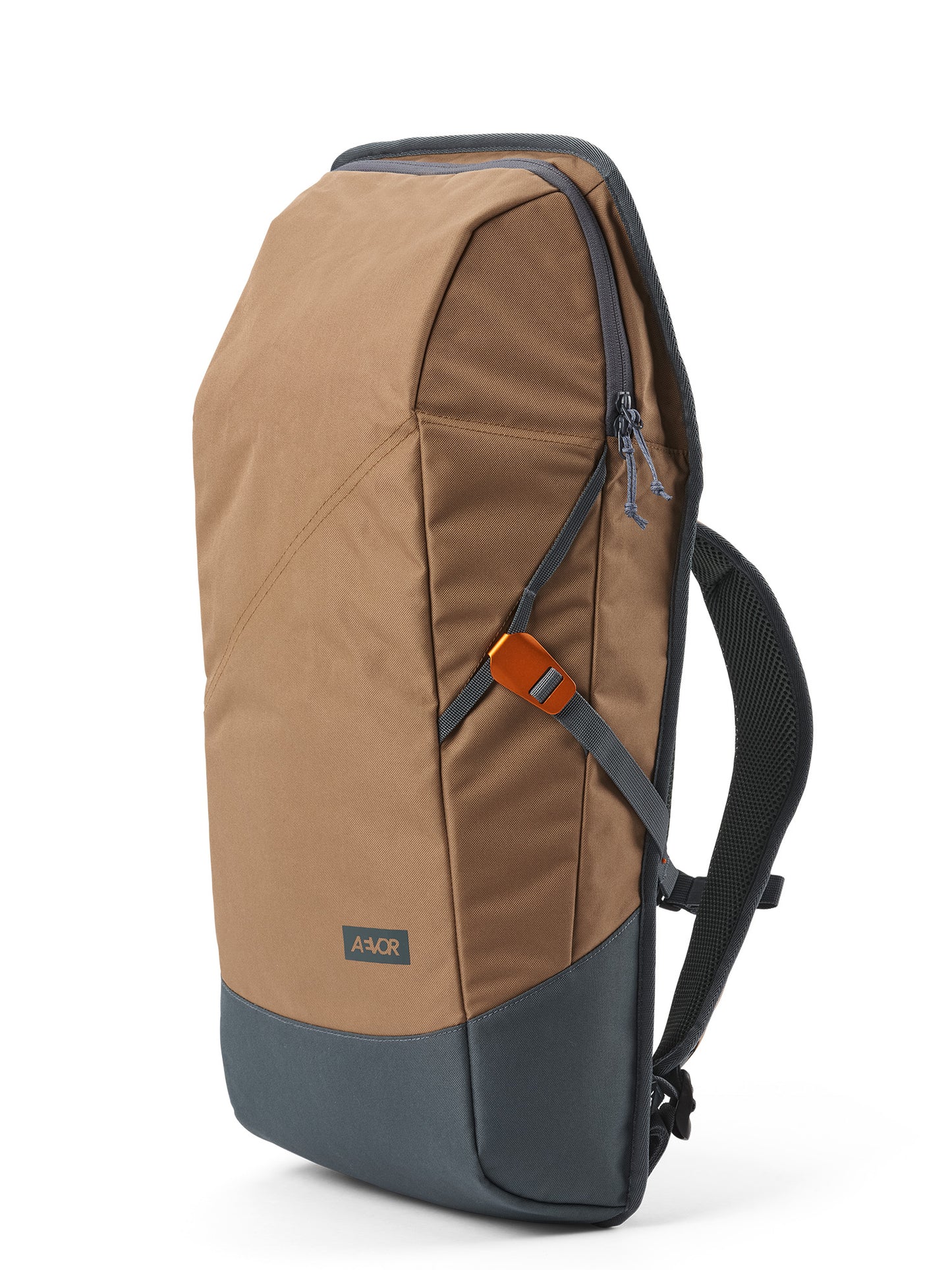 AEVOR-Daypack-California-Hike-front-details