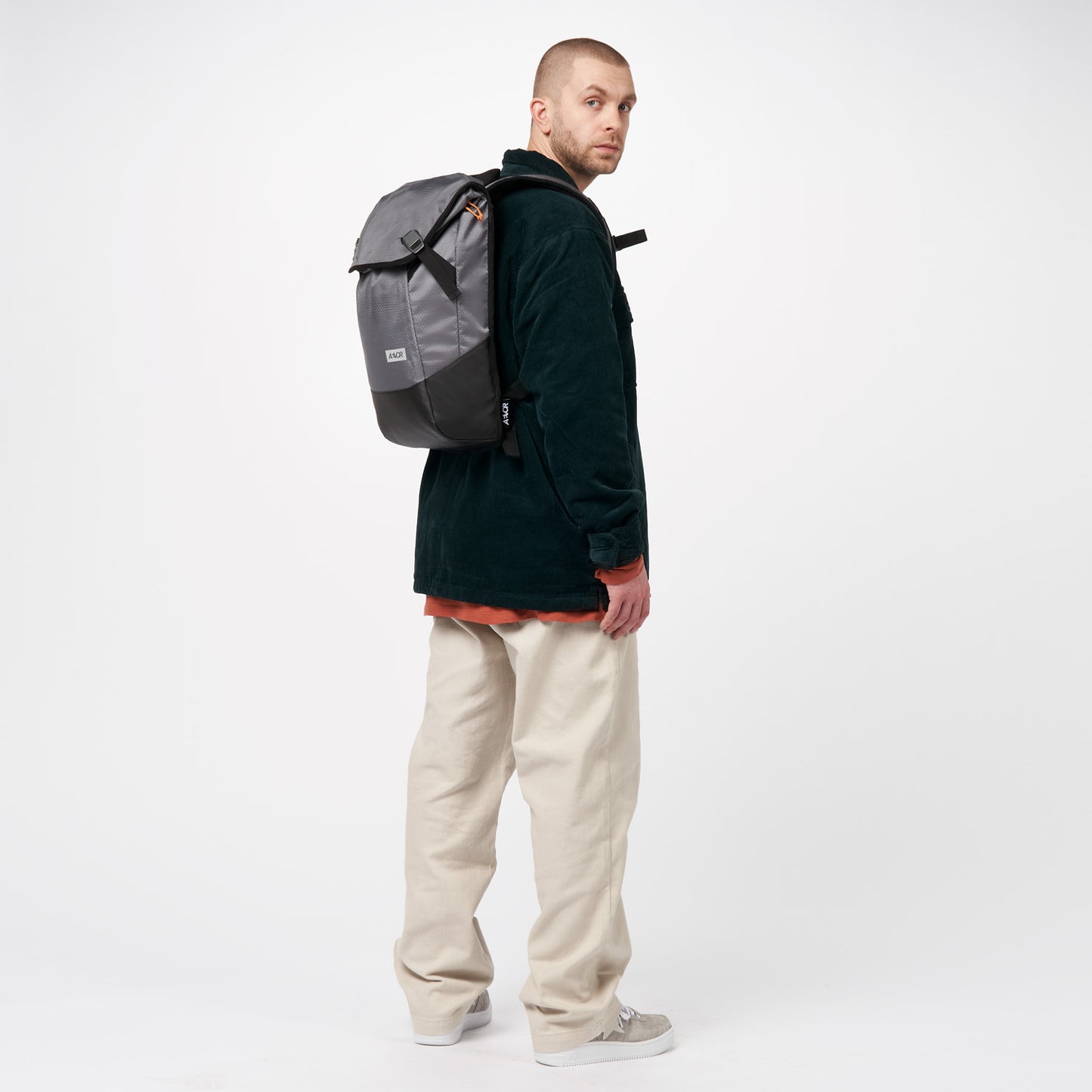 AEVOR-backpack-Daypack-Proof-Sundown-model-side