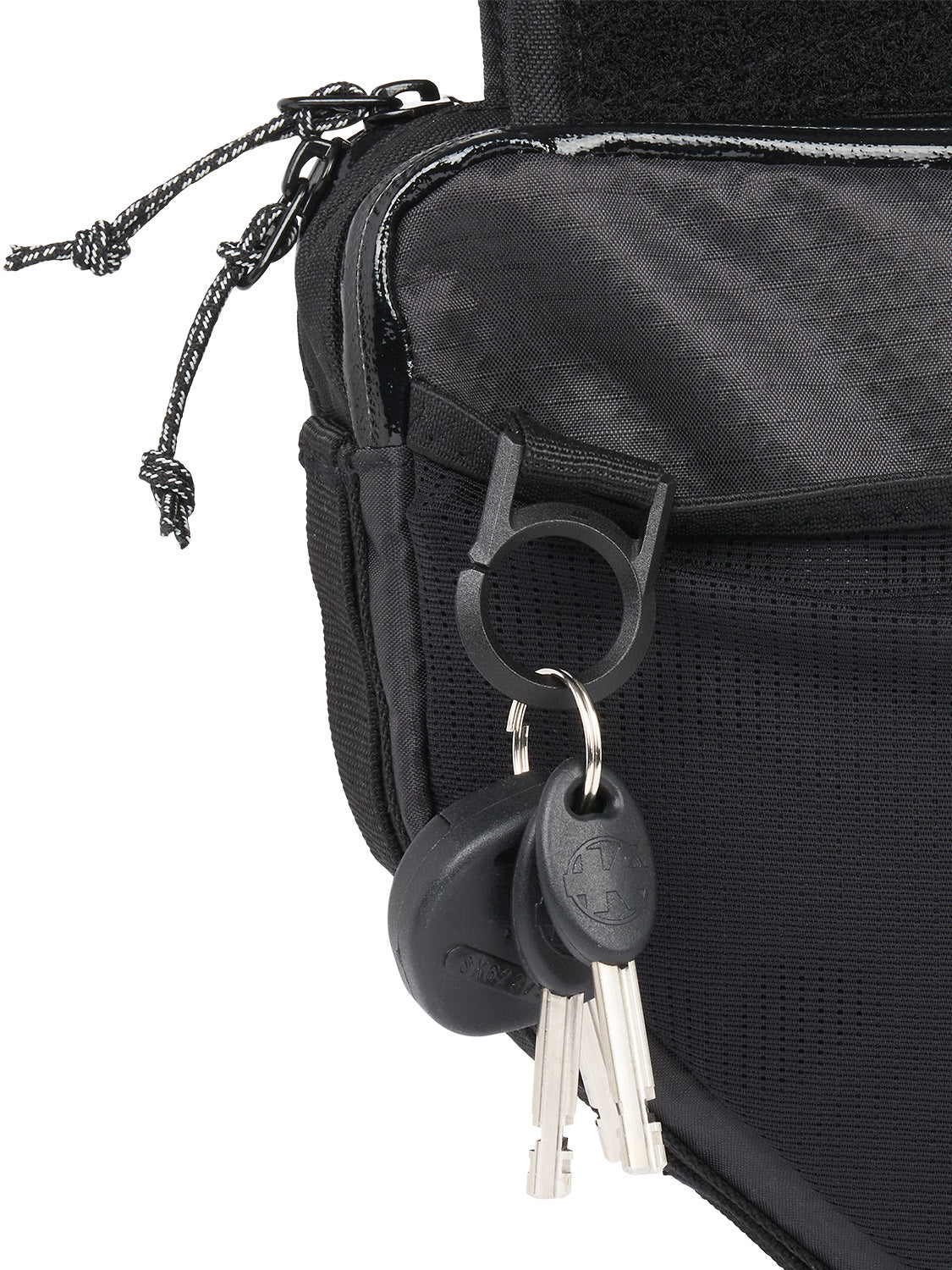 AEVOR-Frame-Bag-Large-Proof-Black-detail