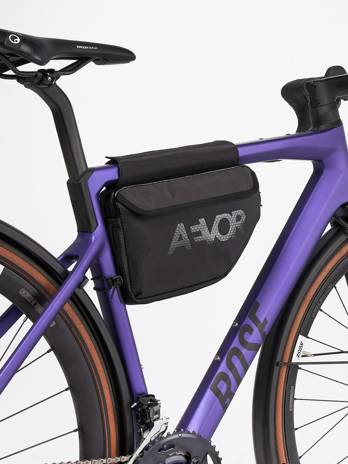 AEVOR-Frame-Bag-Medium-Proof-Black-bike-front