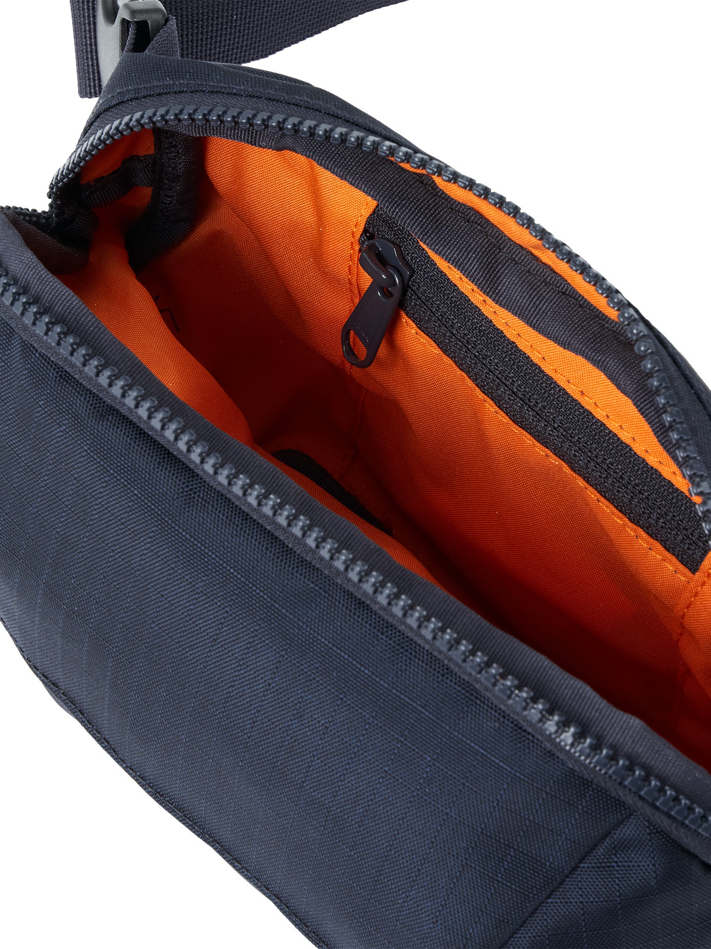 AEVOR-Hip-Bag-Ease-Diamond-Marine-details