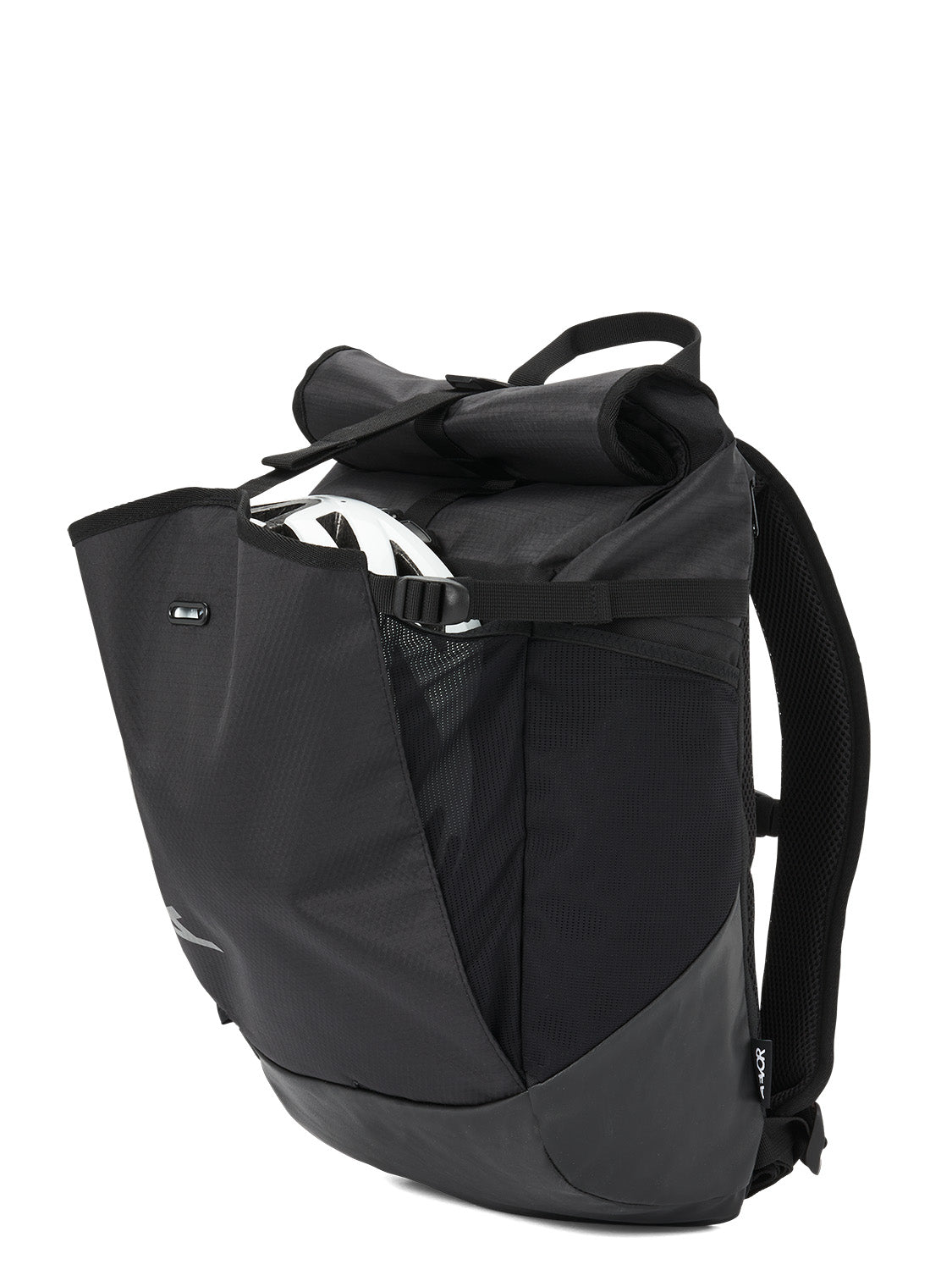 AEVOR-backpack-Rollpack-Proof-Black-detail