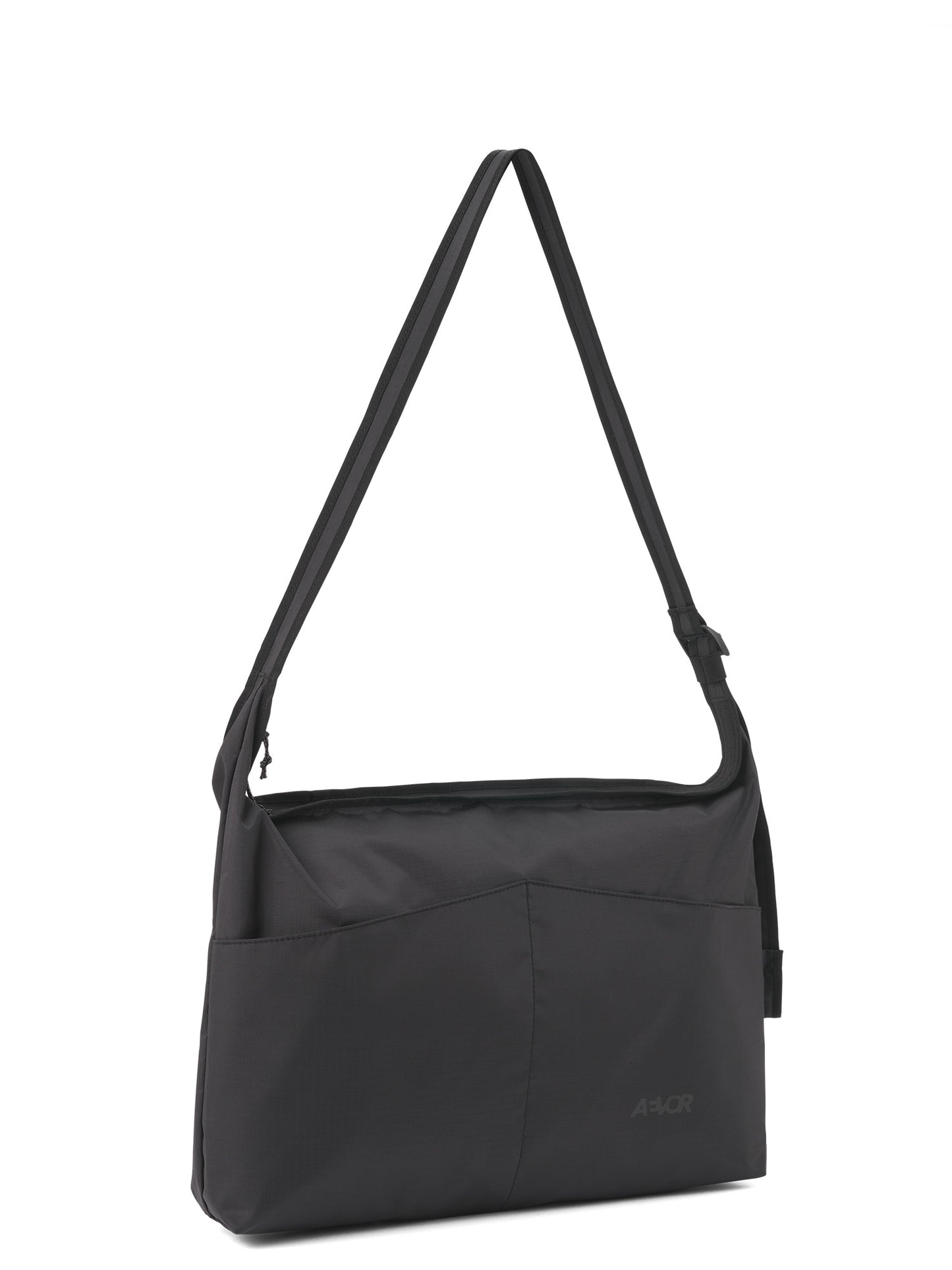 AEVOR-Shoulder-Bag-Light-Large-Ripstop-Black-front