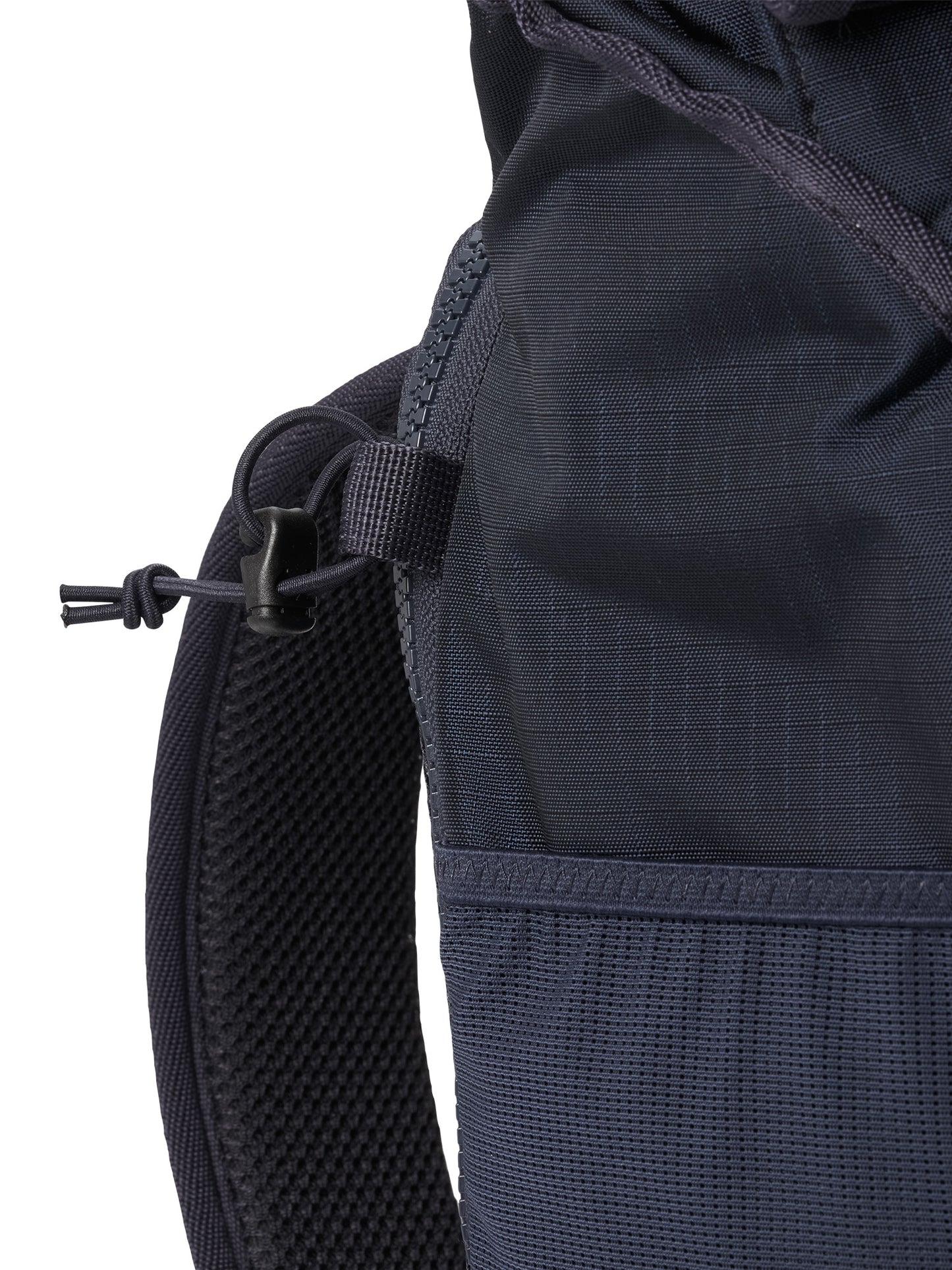 AEVOR-Trip-Pack-Diamond-Marine-details