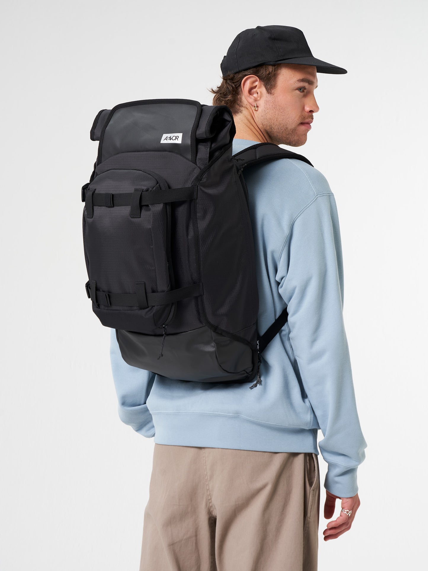 AEVOR-Volume-Pack-Proof-Black-model-front