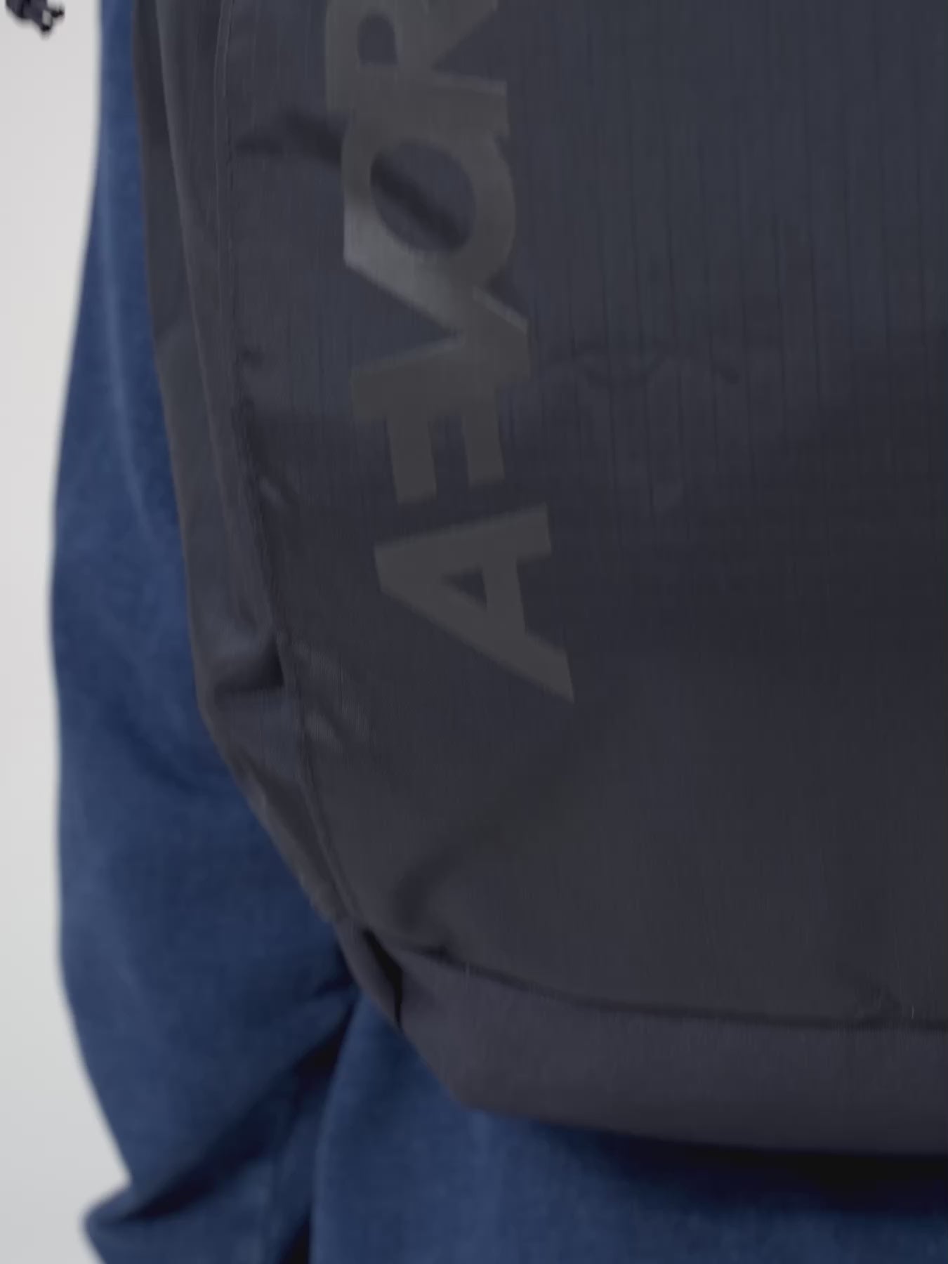 AEVOR-Roll-Pack-Diamond-Marine-model-video